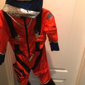 5/6 children’s astronaut costume
